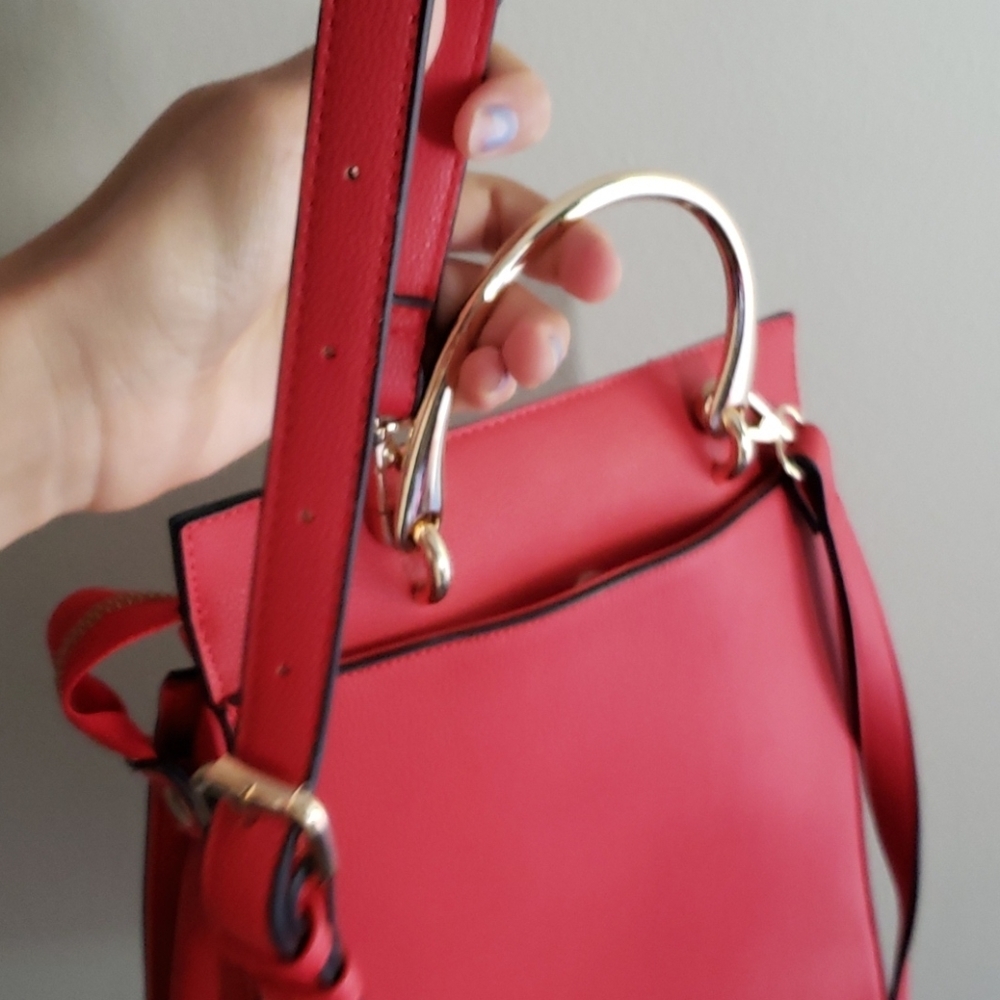 Kate & Alex Cuffaro Italian Design Red Backpack - Picture 11 of 14